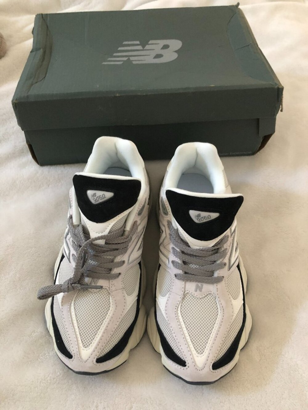 NWT New Balance 9060 Grey Jet Black Sneakers Size 6.5